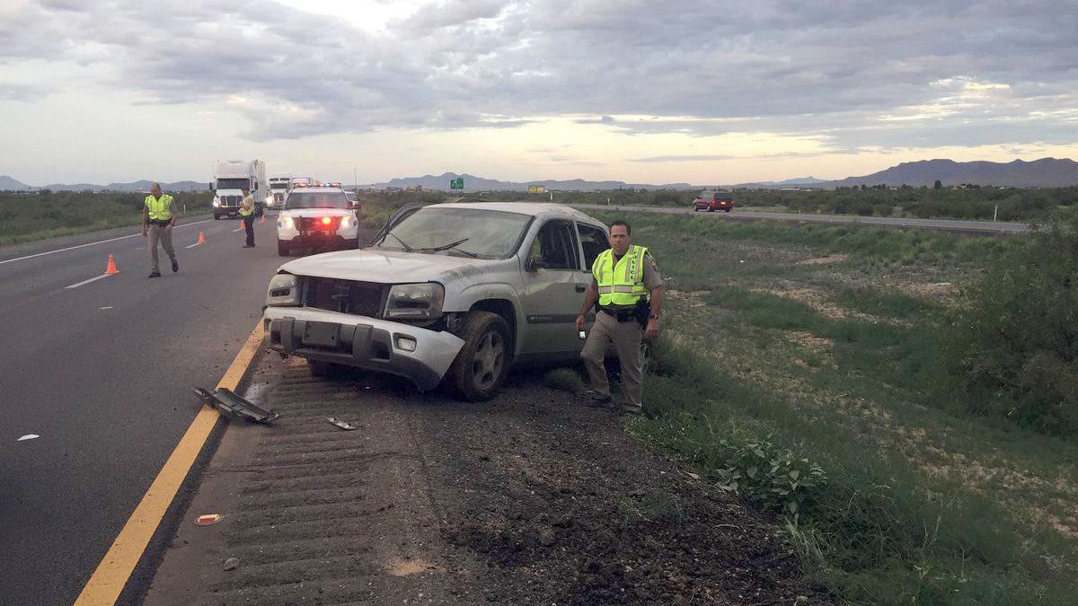 7 ejected in crash near Willcox, 3 killed, including teen